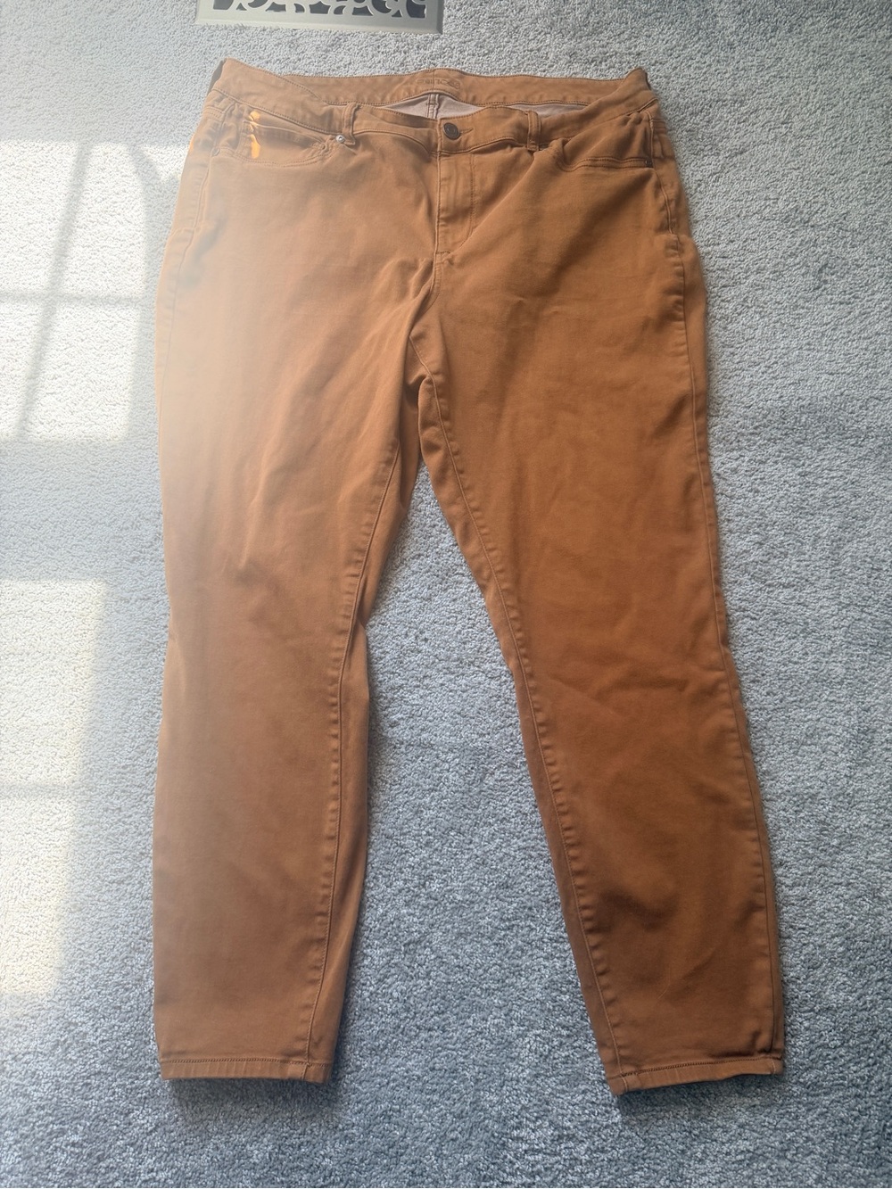 Women’s Casual Straight-Leg Stretchy Pants in Rust